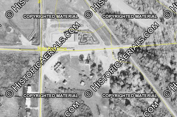 Tonys Park - 1965 Aerial (newer photo)